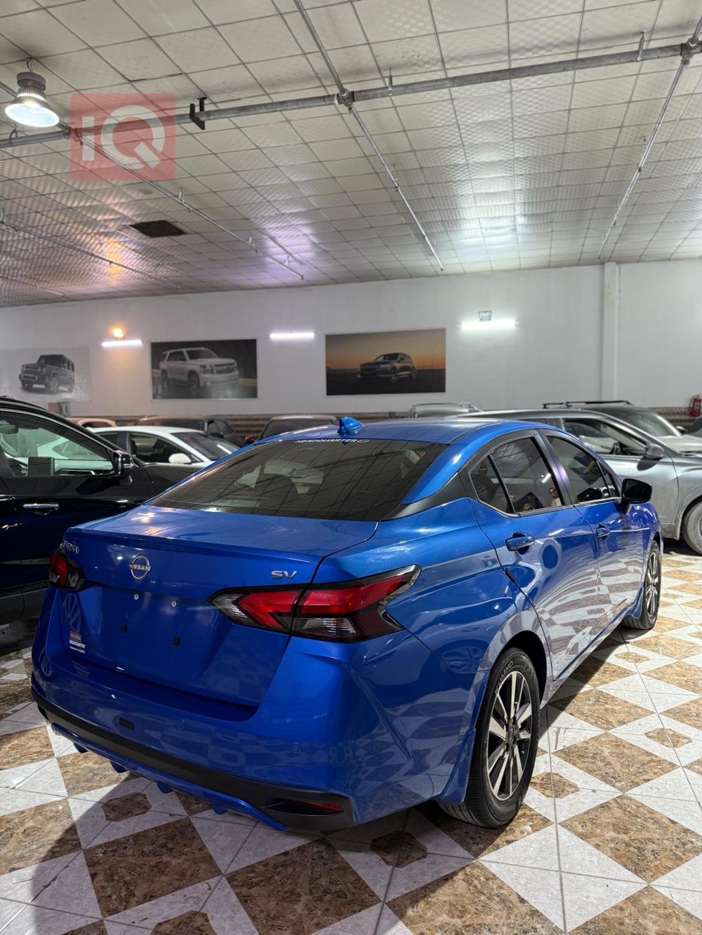 نيسان فيرسا